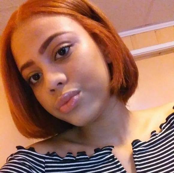 Meet your Posher, Rocío - Picture 1 of 3